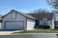 404 NW Augusta Court, Blue Springs, MO 64014 - listing photo 1