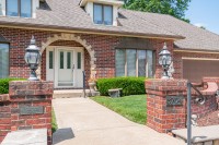 3704 S Beatrice Ct, Independence, MO 64055 - listing photo 2