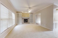 2107 Crossgate Ct, Champaign, IL 61822 - listing photo 2